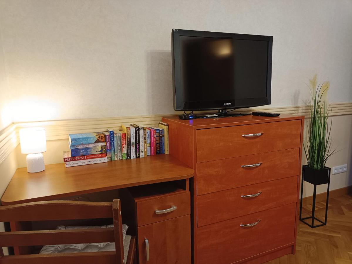 Old Town Retreat With Stunning Views 2 Bedroom Apartment Nearby The Church Of Saint Peter Рига Экстерьер фото